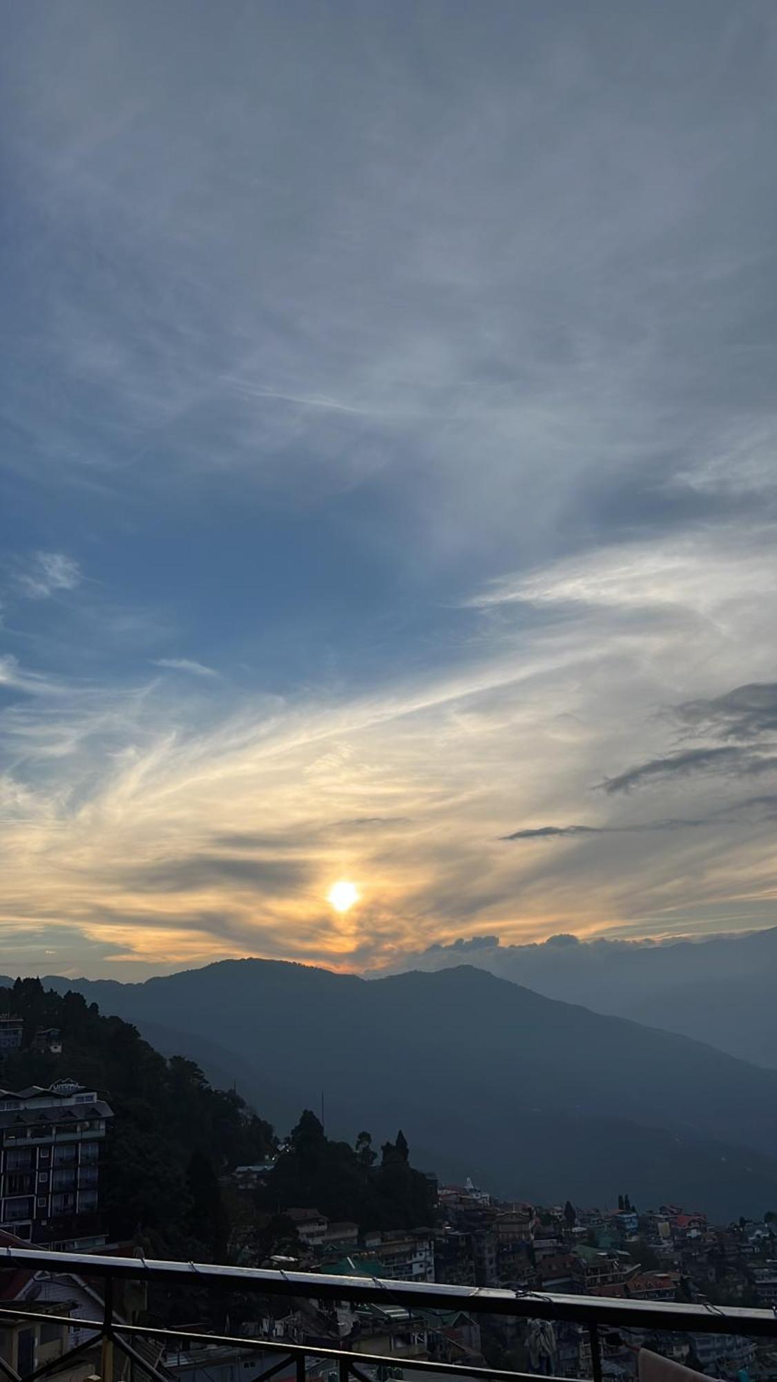 Eagle'S Nest Homestay 다르질링 외부 사진